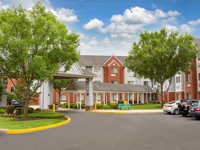 Microtel Inn & Suites By Wyndham Philadelphia Airport Ngoại thất bức ảnh