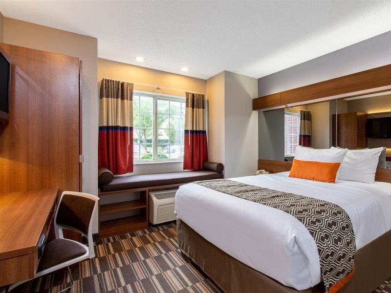 Microtel Inn & Suites By Wyndham Philadelphia Airport Ngoại thất bức ảnh