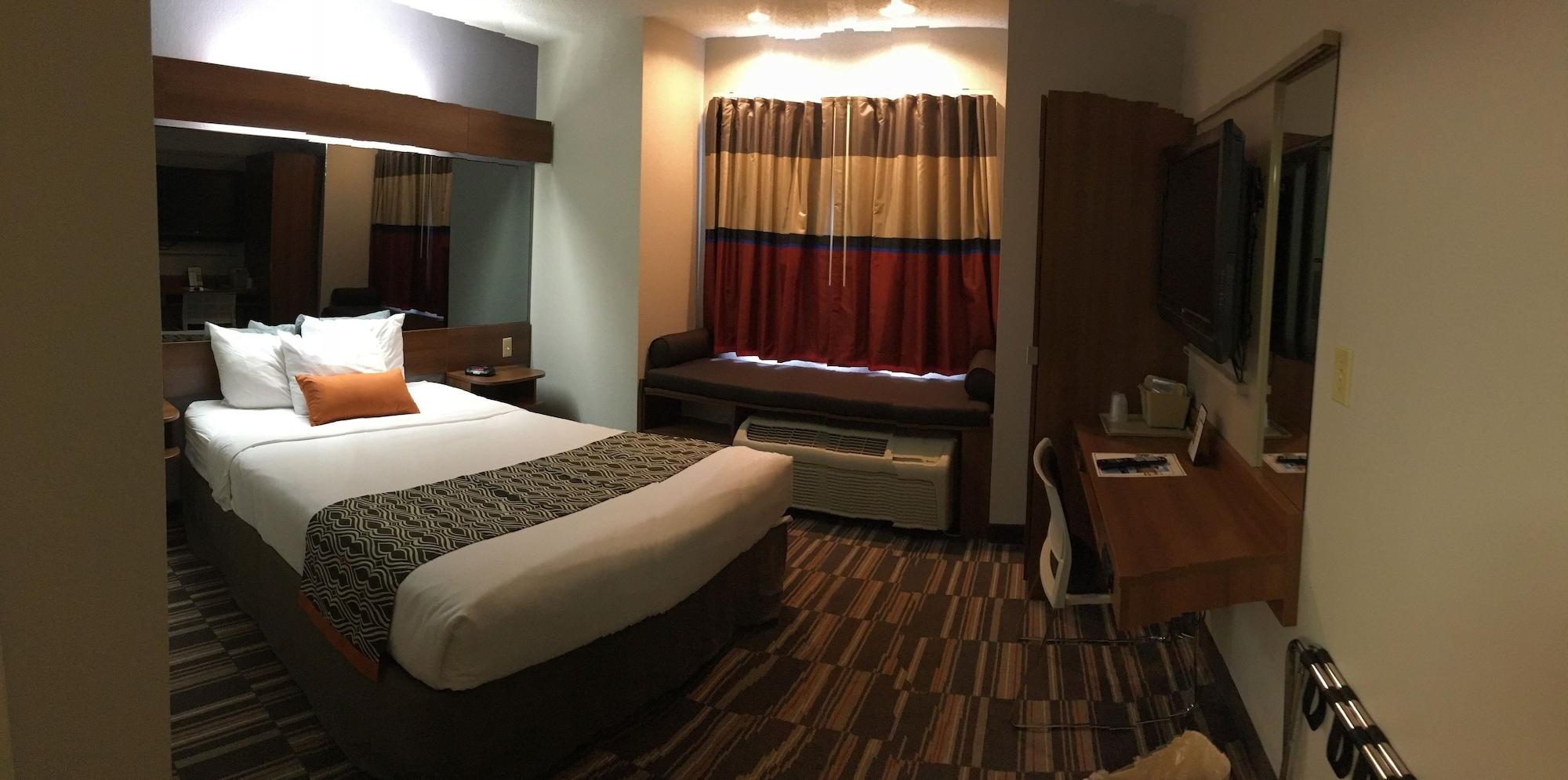 Microtel Inn & Suites By Wyndham Philadelphia Airport Ngoại thất bức ảnh