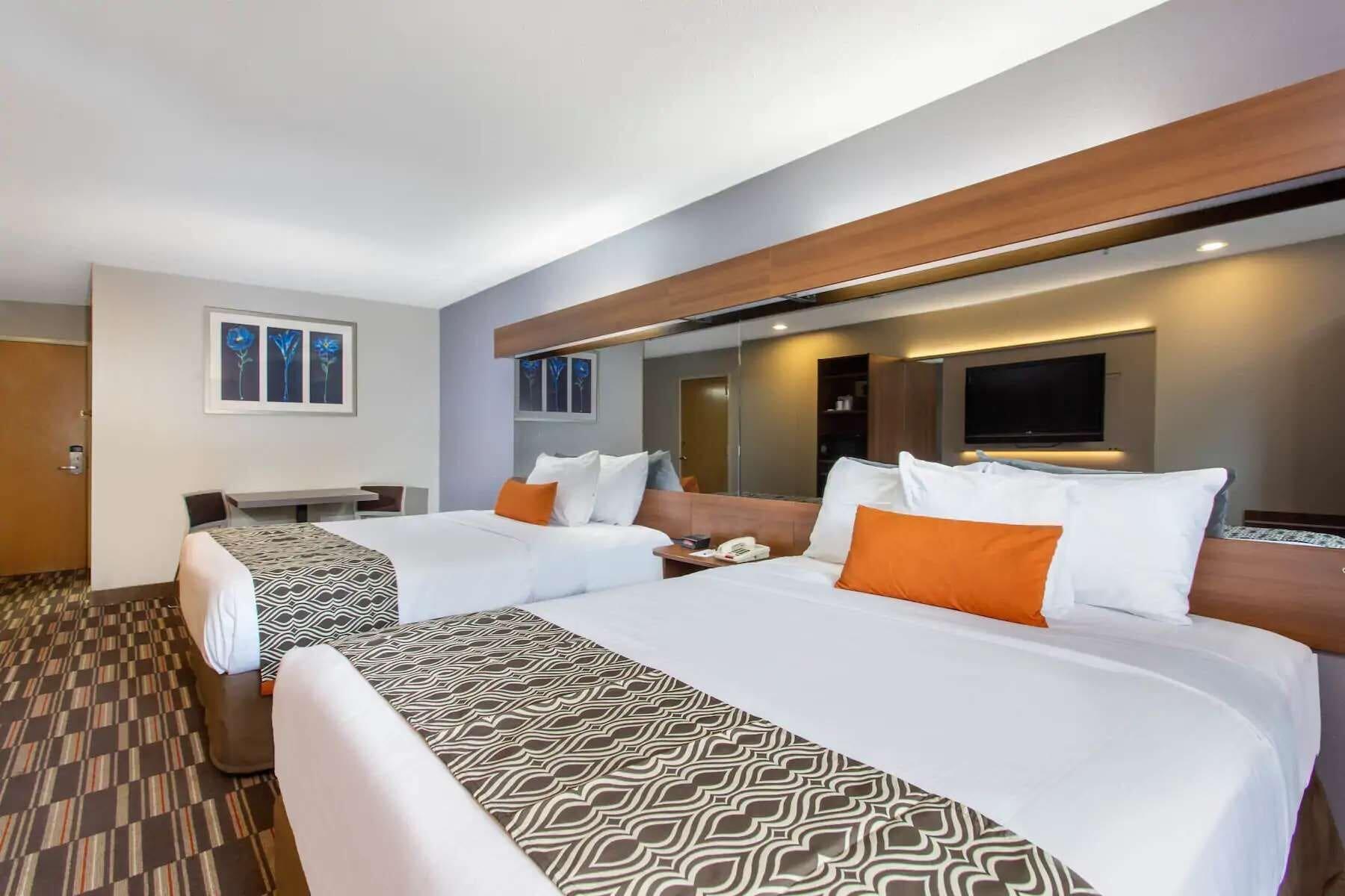 Microtel Inn & Suites By Wyndham Philadelphia Airport Ngoại thất bức ảnh