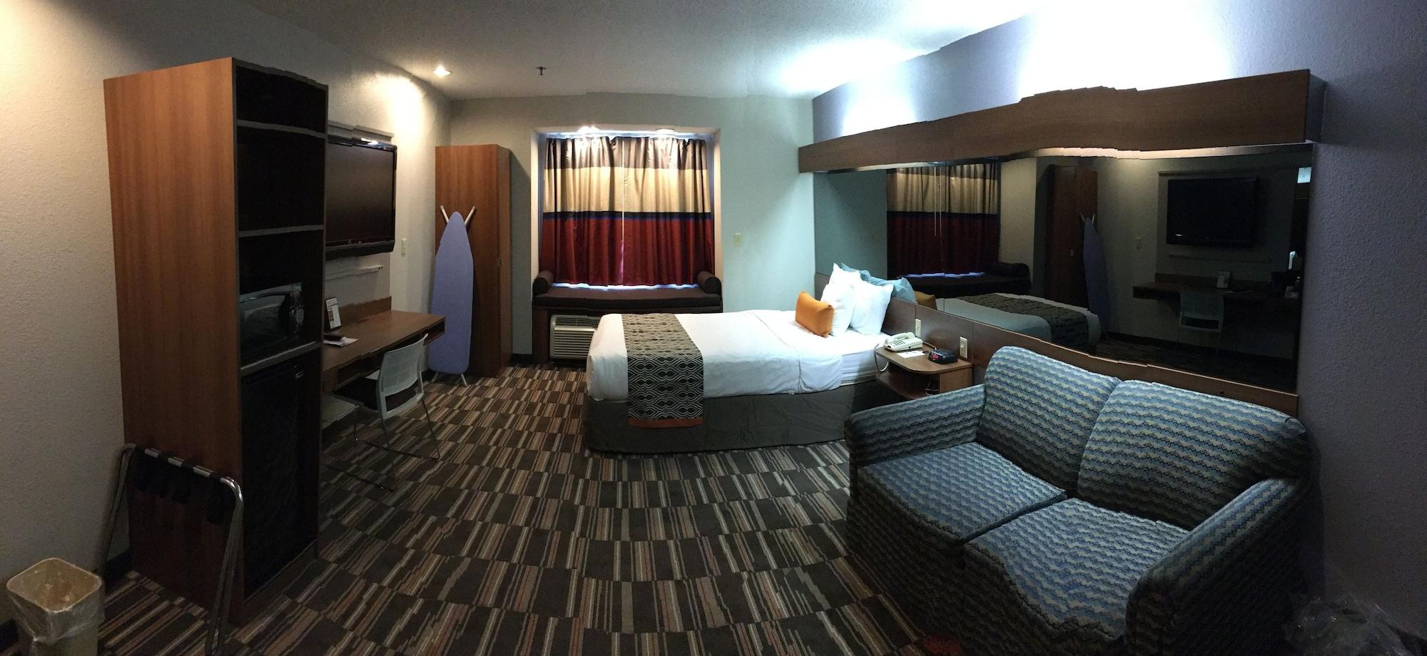 Microtel Inn & Suites By Wyndham Philadelphia Airport Ngoại thất bức ảnh