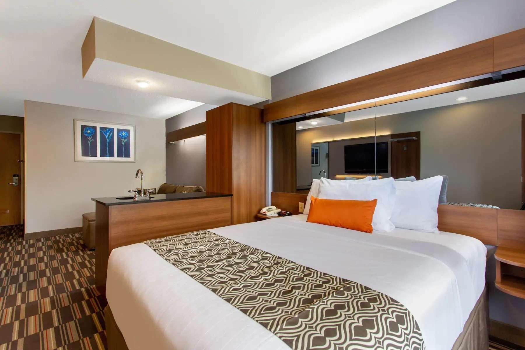 Microtel Inn & Suites By Wyndham Philadelphia Airport Ngoại thất bức ảnh