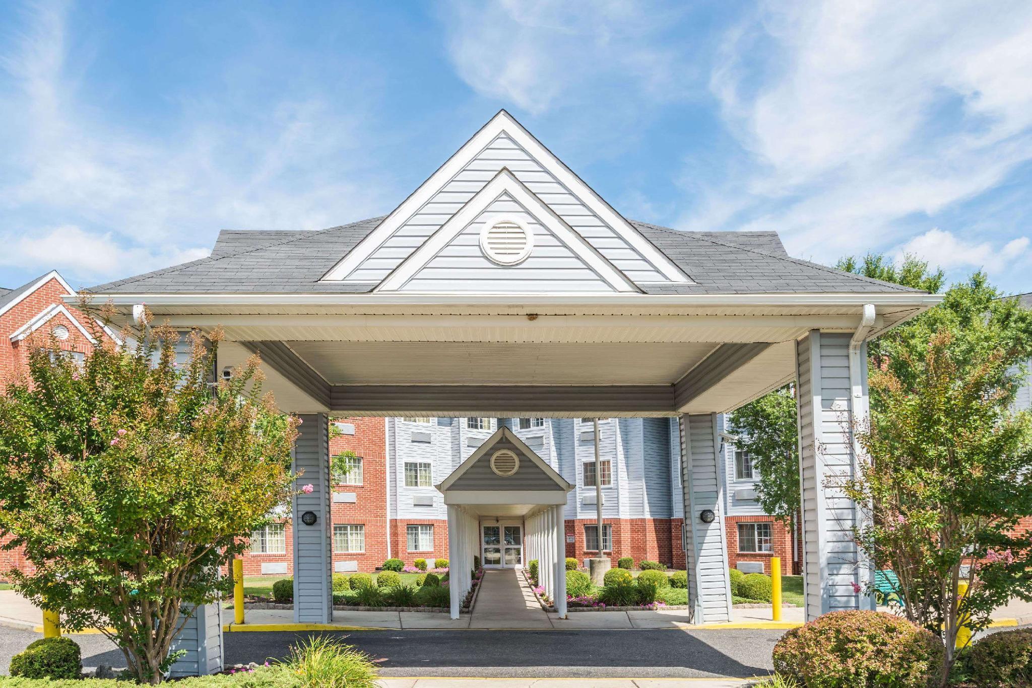 Microtel Inn & Suites By Wyndham Philadelphia Airport Ngoại thất bức ảnh