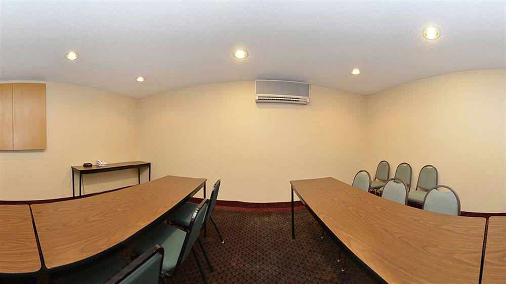 Microtel Inn & Suites By Wyndham Philadelphia Airport Ngoại thất bức ảnh